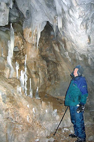 The cave "Druzhba"